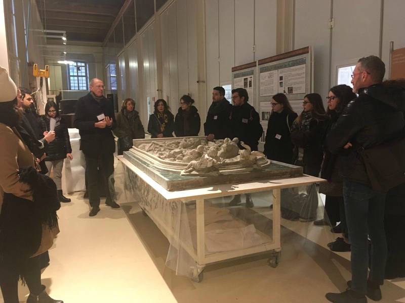 Una lezione del prof. Giuseppe Dardanello per il progetto di tirocinio con gli studenti del corso di Storia dell’arte dell’Università di Torino
